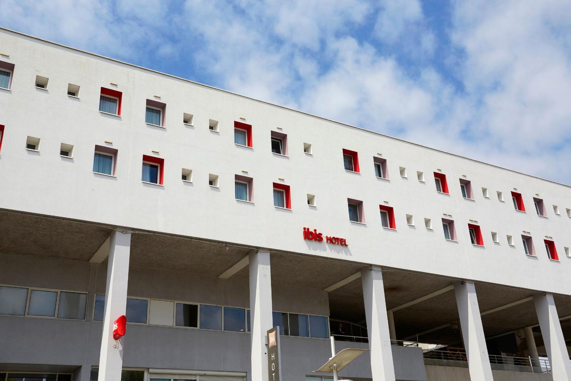 Ibis Lorient Centre Gare Exterior foto