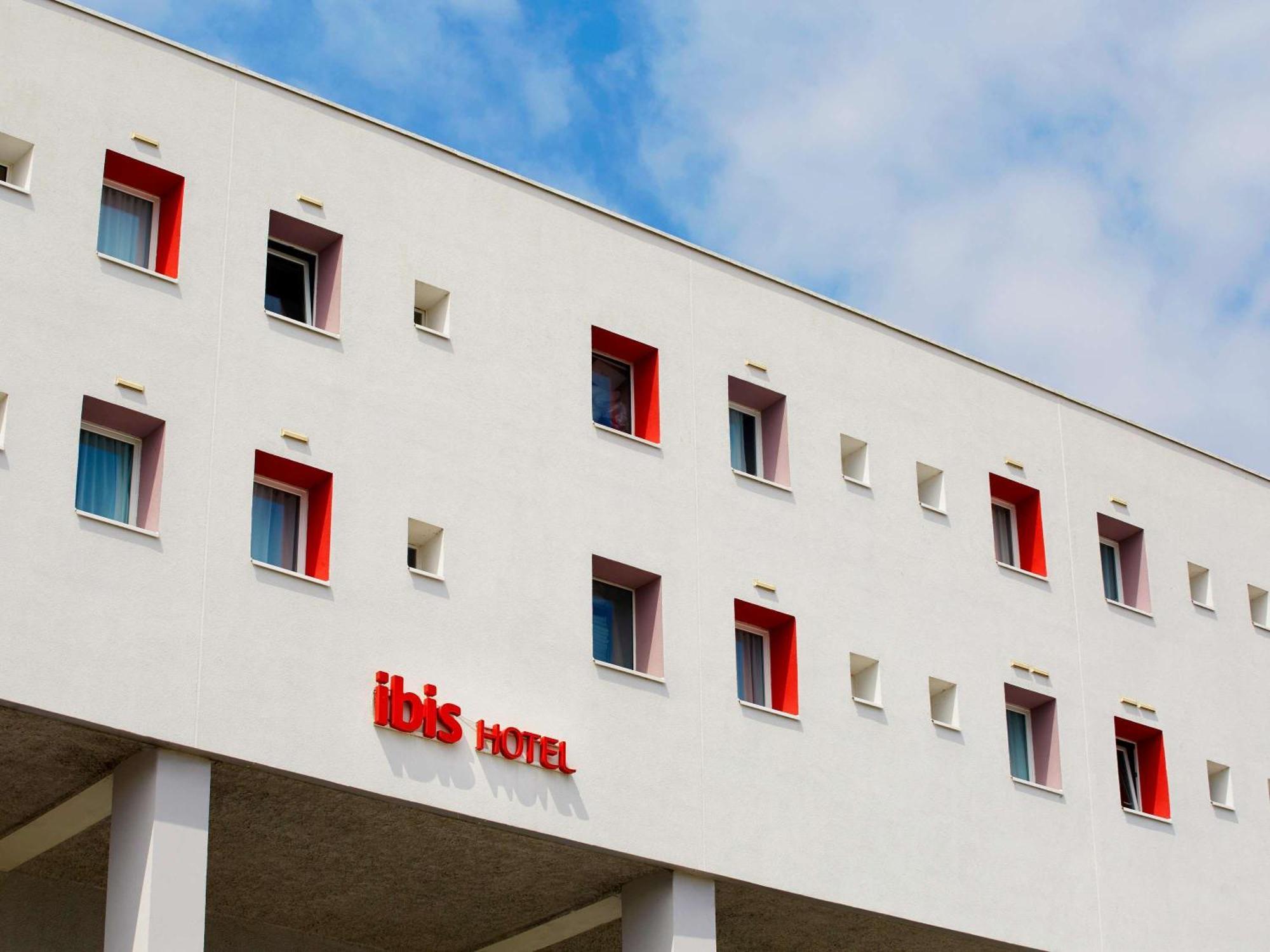 Ibis Lorient Centre Gare Exterior foto